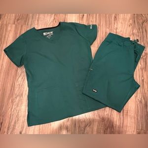 Women’s Grey’s Anatomy scrub sets